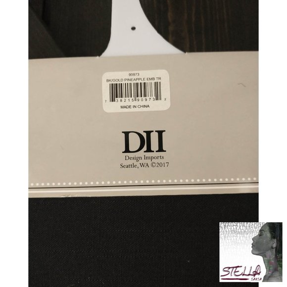 🍒 DII Pineapple Table Runner - Picture 3 of 5